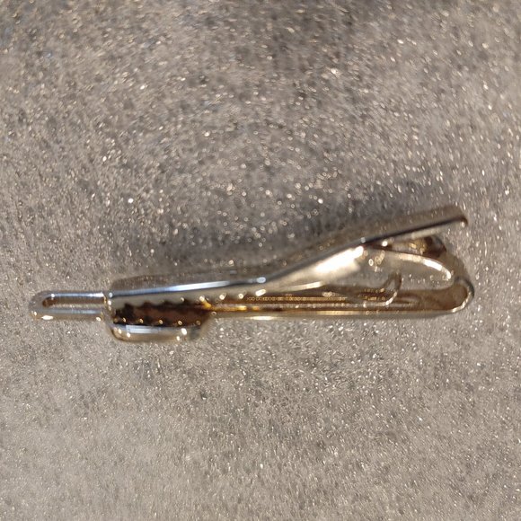 Burberry Tie Clip Gold Plated with Green Logo - Picture 8 of 16